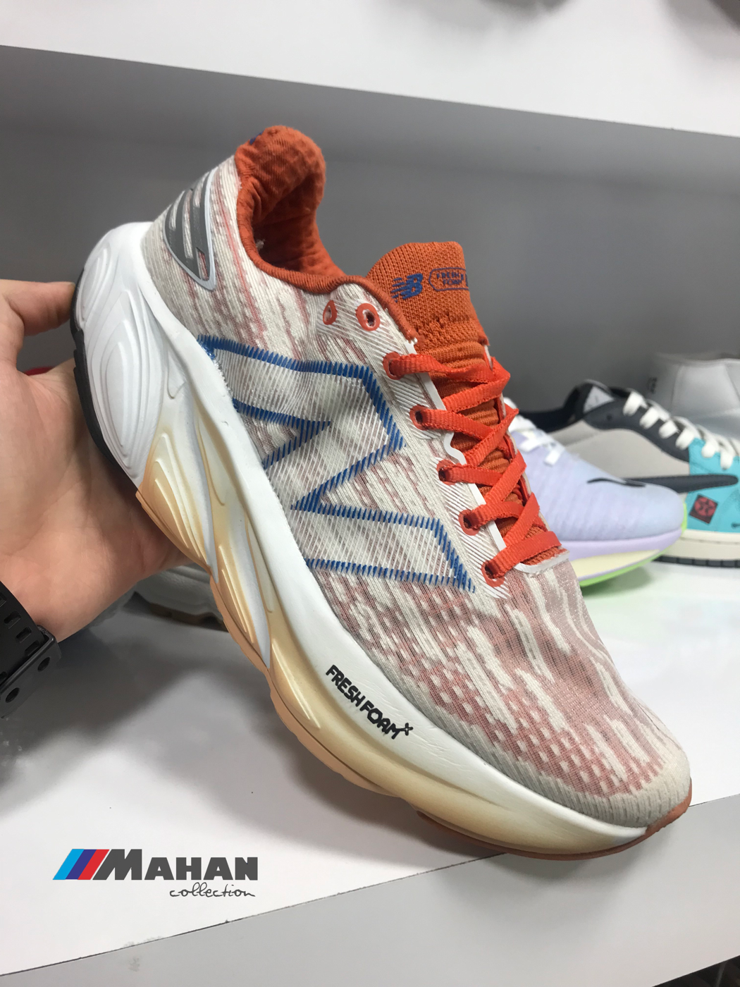 کتونی New Balance Balos